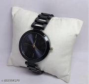 New Fancy Solid Dial Attractive Metal Chain Attractive Bracelet Analog Watch for Women