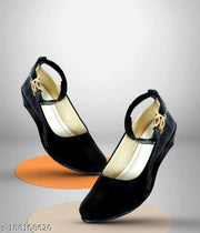 LAXMI TRACE  Latest Collection, Comfortable Ethnic Sandal Fashionable Bellies For Women's and Girl's Bellies for Women BROWN Color (BLACK)