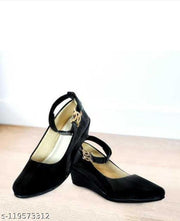 SUPER FANCY Latest Collection, Comfortable Ethnic Sandal Fashionable Bellies For Women's and Girl's Bellies for Women Black Color