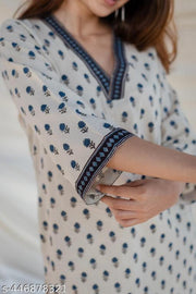 Women Trending Rayon Printed Straight  Kurta