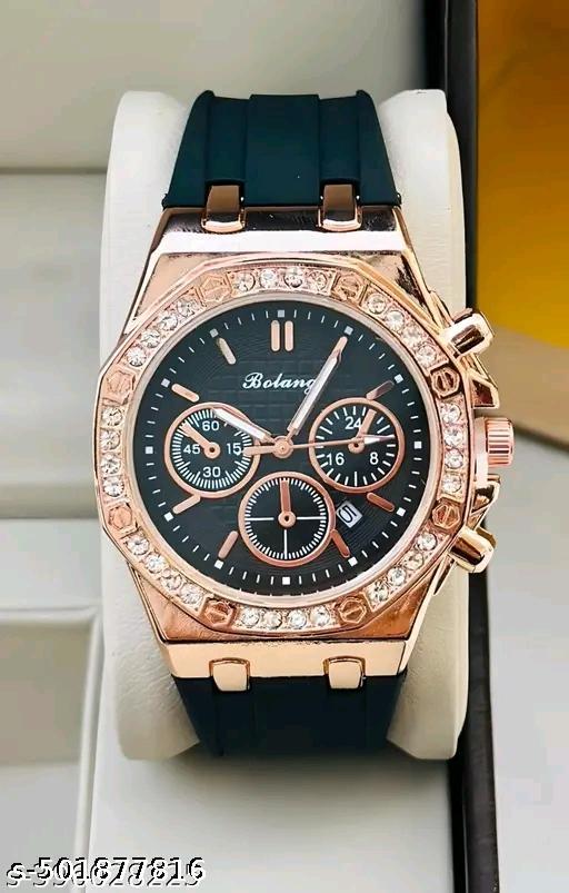 date function working trending women watch
