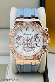 date function working trending women watch