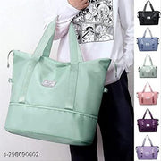 Large Capacity Travel Bag, Heavy Quality Lightweight Waterproof Travel bag, Easy to carry, Traveling Bag for women, 40cm Expandable Travel Bag