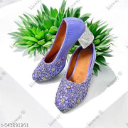 Versatile Women Juttis & Mojaris