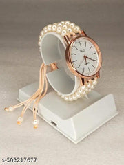 WHITE BEAD BRACELET TYPE WATCH