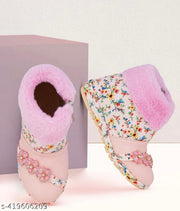 Girls sandals