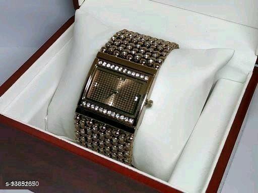HRV Rectangle Brown Diamond Cash New Women Watch