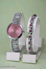  Metal Strap Analog Women Watch with Attractive Bracelet for Women