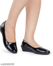 WOMEN/GIRLS BELLIES SHOES
