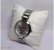 Stylish Women Beige Metal Analog Watch Combo Best Quality Colorful Metal Analog Watches Combo for Women & Girl Bracelet Type Watch