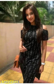 BLACK  KURTI  RAVI