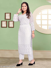 Women Emroidaried Georgatte Kalamkari Straight Kurta