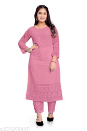Women Emroidaried Georgatte Kalamkari Straight Kurta