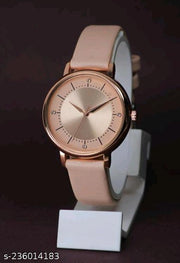 New Antique Designer LEather Strap Analog Watch for Girls and Women