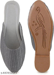 Trendy Women Juttis & Mojaris