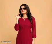 woman chikan kurti kurti
