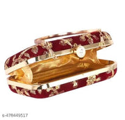 Casual Modern Women Clutches