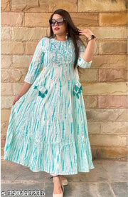 Woman printed embriodiy Gowen Rama green