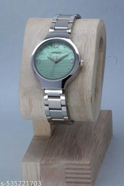 Trendy Ethnic Embossed Designer Dial Attractive Stainless Steel Chain Analog Watch for Women for Girls.
