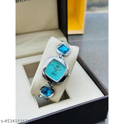 New latested Women Attaractive Diamond Watch