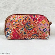 D shape clutch