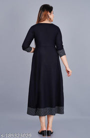 Trendy Women's Solid Printed Round Flared Kurti (Black)