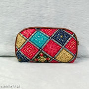 D shape clutch