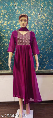 womens trendy kurti with dupatta...