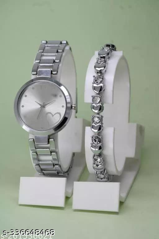 Best Selling Trending Metal Analog Watches for Women Ethnic Cosmic Bracelet for Girls Analog Watches