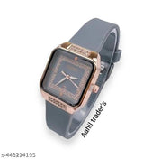 New trand square shape diamond case disign rubber strap analog watch for girls