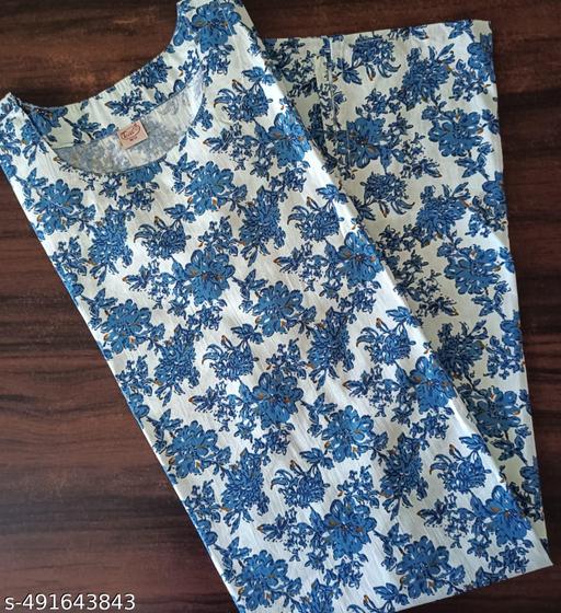 Elegant and Stylish Blue and White Floral Kurta with Three-Quarter Sleeves