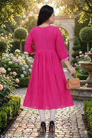Trendy Women's Nayra Kurti