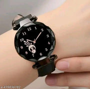 PG CREATION - Classy Analogue  Leather strap Causal Girls Women watches