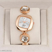 New Fancy Solid Dial Attractive Metal Chain Attractive Bracelet Analog Watch for Women