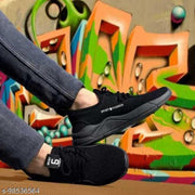 Unique Attractive Men Sports Shoes
