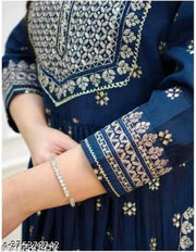 Nayara blue