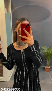 Lining Printed Naira Cut Kurti For Womens