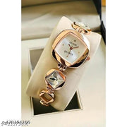 New Fancy Solid Dial Attractive Metal Chain Attractive Bracelet Analog Watch Combo for Women