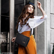 RESHU 6 card slot premium PU leather with heart batch fitting  zipper hand purse for women