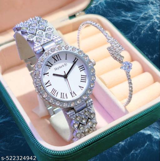 trendy New Arrival Stylish Attractive Ethnic Rose Silver Bracelet Look Analog Watch for Girls