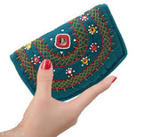 Casual Green Clutch
