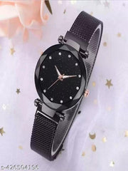 New Magnetic Strap Black Dial Analog Wrist Watch for Women's and Gilr's