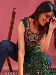 Women's Geogette Embroidered Bandhani Print Navratri Speical Kurta