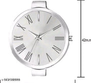 New Fancy Solid Dial Attractive Metal Chain Attractive Bracelet Analog Watch for Women