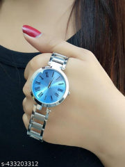 High Quality Round Dial Fancy Leather Belt Women Analog Watch(Pack of 2)