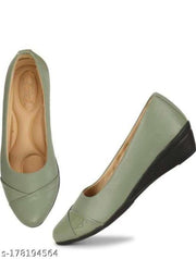SUPER FANCY Latest Collection, Comfortable Ethnic Sandal Fashionable Bellies For Women's and Girl's Bellies for Women Green Color Bellies & Ballerinas