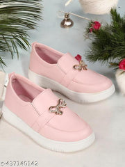 Casual Sneaker Stylish Shoe , Outdoor & Fashion Forward, Comfortable shoes for Women with old school Shoe and PU Sole