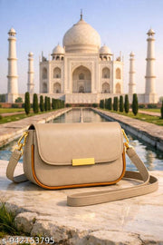 NEW TRENDY STYLISH LATEST FASHIOBALE BAG FOR WOMEN GIRLS AND LADIES