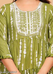 Women Embroidered  Anarkali kurti