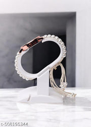 WHITE BEAD BRACELET TYPE WATCH